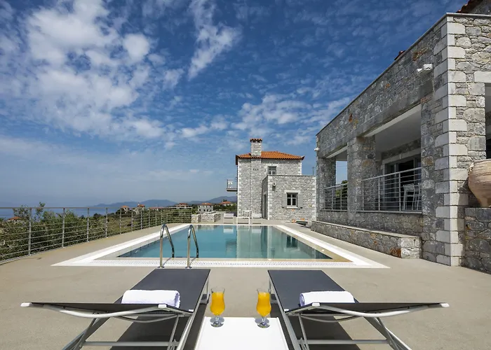 Asanti Λεύκτρο