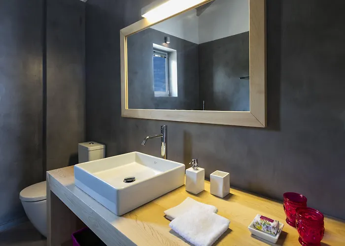 Asanti Λεύκτρο