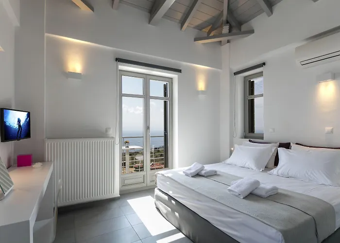 Asanti Willa Lévktron