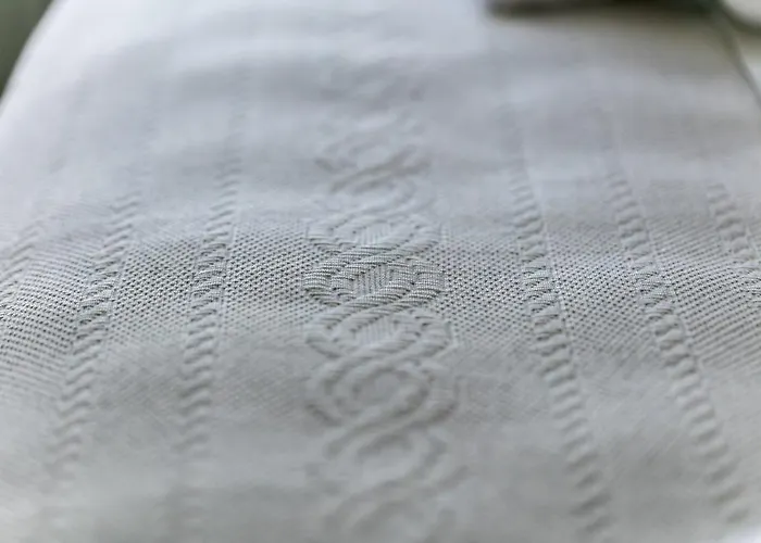 Asanti Βίλα Λεύκτρο