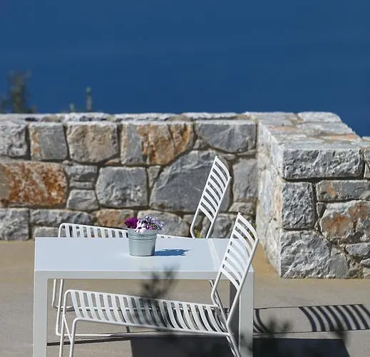 Asanti Λεύκτρο